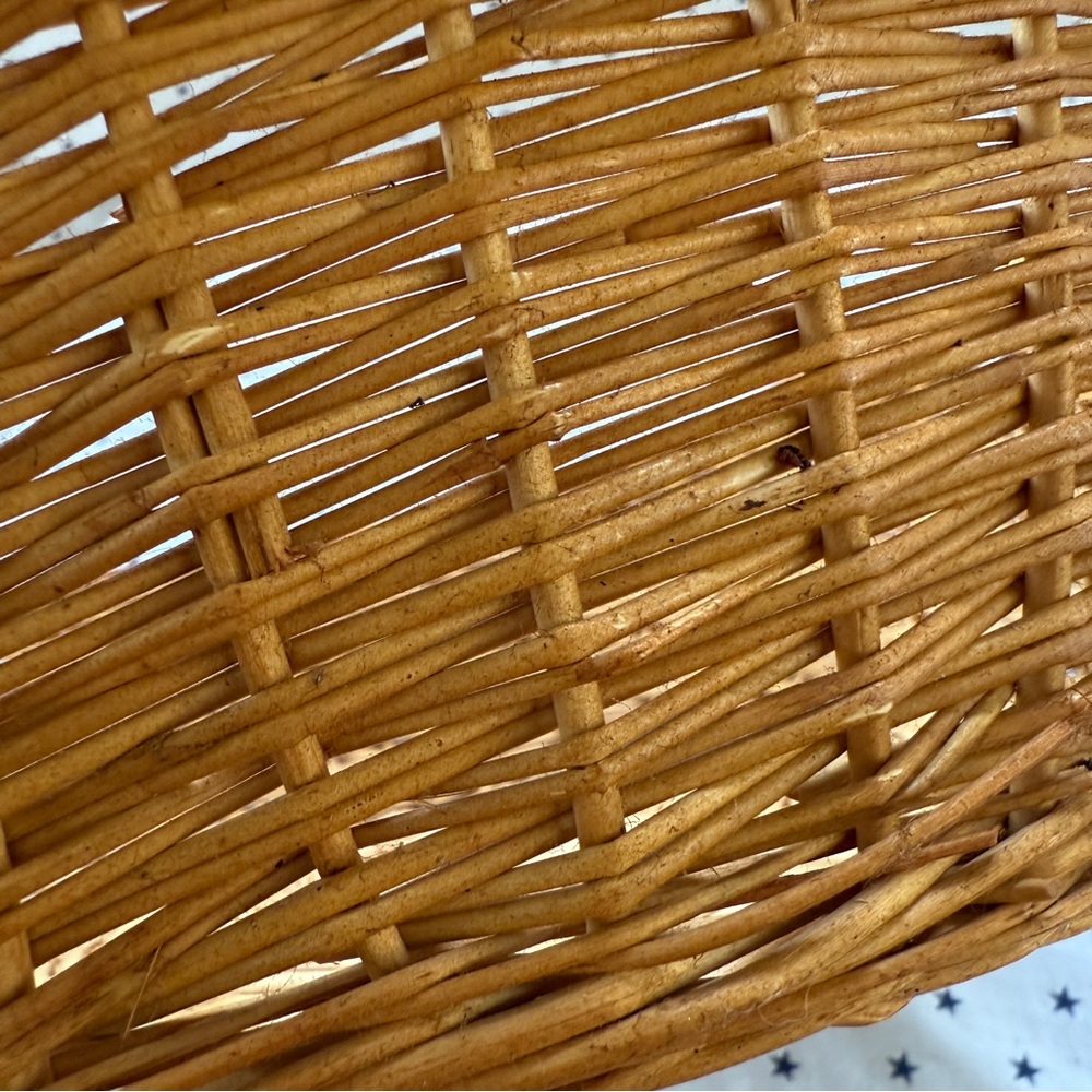 Vintage Round Wicker Fruit / Storage Woven Basket 11.5” Good Used Condition - Picture 9 of 17